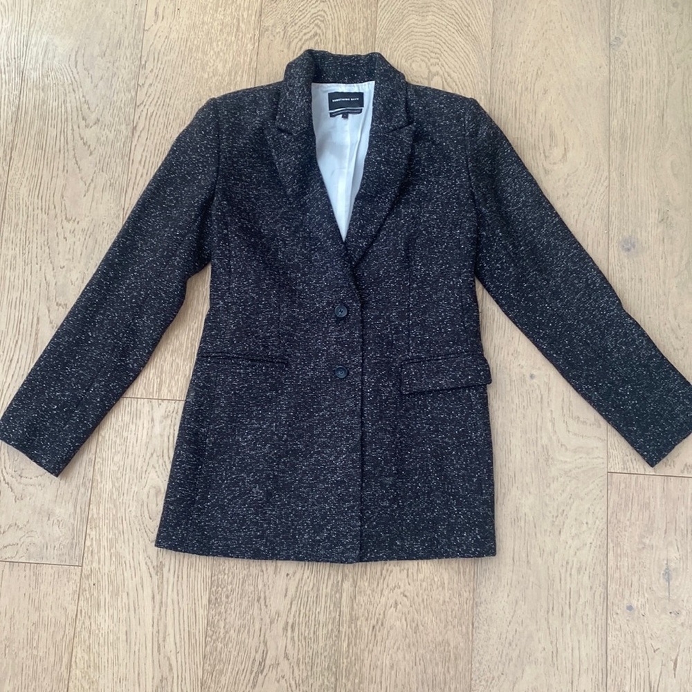 Size small Something Navy blazer